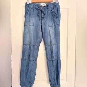 Life in progress joggers